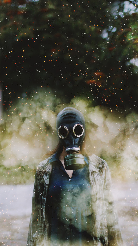 iPhone-wallpaper-abstract-portrait-gas-mask-macinmac-576x1024