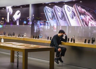H Apple αναφέρει πως ανοίγει όλα τα καταστήματα της στην Κίνα αυτή την Παρασκευή